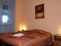 Airport Pisa Rooms