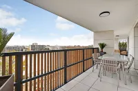 Magnificent Apartment- 3Br-8P-Proche de la Seine فنادق في كليشي