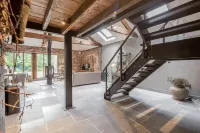 Old Hall Country Breaks - Homestays