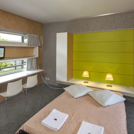 Lausanne Youth Hostel Jeunotel