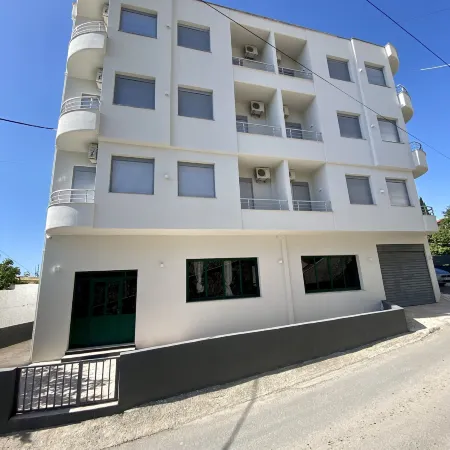 Al Hotel