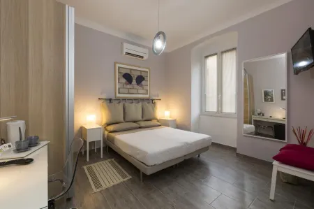 Affittacamere le Farfalle Отели рядом с достопримечательностью «Le Scalinate - La Spezia»