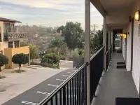 Moonlight Beach Motel