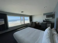 Sandcastle Beachfront