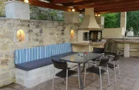 Family Friendly Villa Private Pool, Children's Play Area, BBQ, Spacious Garden, Near Beach