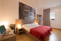 Iraipe Pamplona Hostal Auto Check-IN Hotels in Villava