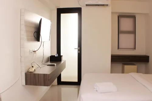 Cozy Stay Studio Urbantown Karawang Apartment Hotels in Klari