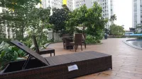 Relaxing 2Br Apartment at the Springlake Summarecon Hotels in North Bekasi