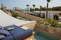 Avant Mar Paros