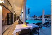 Miramare Hotel - Rooftop Pools