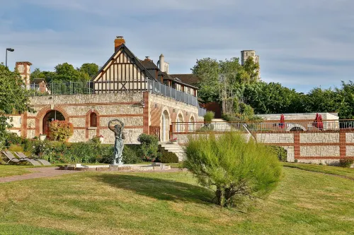 Demeures & Châteaux Hôtel Domaine le Clos des Fontaines