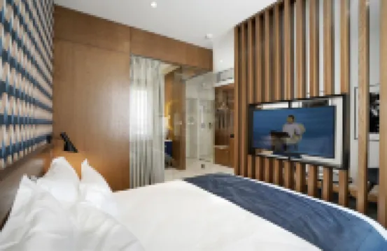 Dominic Smart & Luxury Suites - Edition