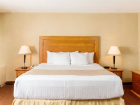 Days Inn by Wyndham Edmonton Downtown โรงแรมในเอ็ดมอนตัน