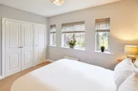 Host & Stay - the Tardis Hotels near Longbeck Nurseries
