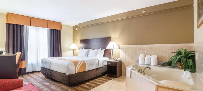 Quality Inn North Conway Hotels in Conway