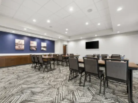 Hampton Inn and Suites Bessemer Birmingham Hotels in Jefferson County