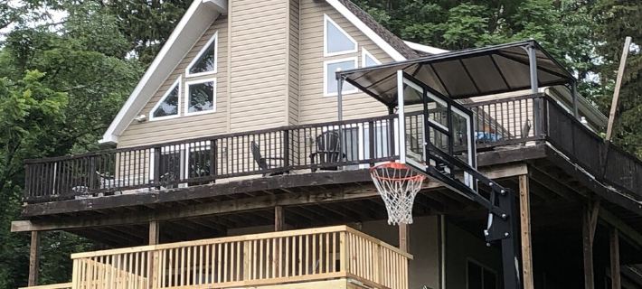 Seneca Lake Spacious 5-Bedroom Chalet. Last Minute Rental Discounts Available Hotels in Hector
