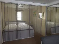 In Wedel: small bungalow in the heart of the old town of Wedel for 2 people Hotels in Wedel