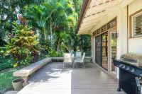 Private and spacious Princeville cottage