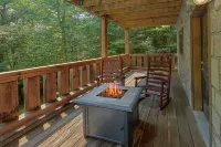 Romantic Cabin with Jacuzzi and Fire Table - Cozy Secluded Retreat