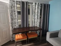 Elegant Retreat, Close Naval Bases, Food and Shopping