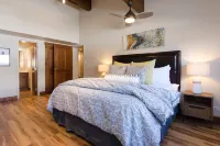 Ski in Ski Out Access and Stunning Views - Exquisite Slopeside Penthouse