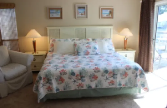 Plunge Pool and Expansive Deck - Magnificent Scenic Retreat