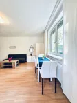 Cozy Garden Villa near Danube For 16P فنادق في Klosterneuburg