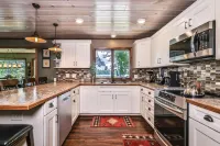 Upper Gresham Retreat Hotels in Boulder Junction