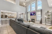 Indoor Theatre and Artificial Turf Oasis - Stylish Retreat