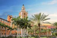 Fully-Equipped Kitchen and Smart TV - Charming Historical Oasis Hotels in der Nähe von Universität von Miami
