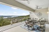Breathtaking Lake Views and Cozy Fireplace - Stunning Luxury Retreat Hotels in Indian Point