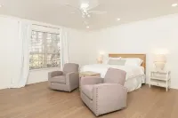 Luxury Home with Custom Kitchen and Fire Pit - Spacious Tranquil Retreat