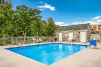 Sleep Inn & Suites Jacksonville Near Camp Lejeune - Pools