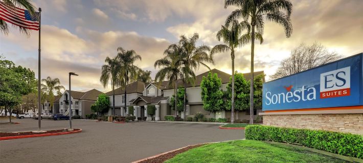Sonesta ES Suites San Jose - Airport Hotels in San Jose