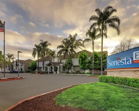 索內斯塔ES套房-聖何塞機場 聖克拉拉縣酒店