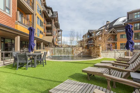 True Ski-in/Ski-Out and Stunning Views - Exquisite Luxury Retreat