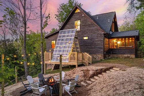 Secluded w/ Epic Outdoor Activities*Hot Tub*Games Hotels in Sevier County