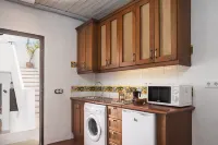 Habitaciones y Apartamentos en El Centro la Jábega by Conil Home