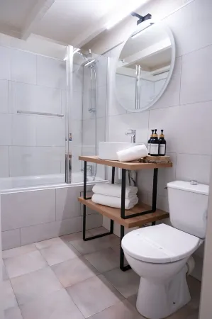 La Bastide de Montferrat Отели в г. Монфера