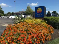 Comfort Inn - parking