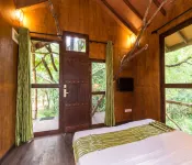 Eighth Wonder Resort Hotels in Kimbissa
