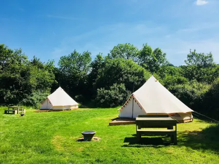 Cotswolds Camping at Holycombe