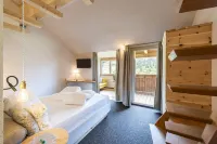 Berghotel Jochgrimm - Your Dolomites Home Hotels in Monte San Pietro