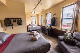 Traveler's Rest Hotel