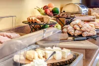 Hotel Boston - breakfast