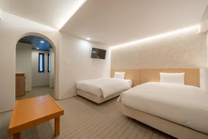 Resi Stay Hachi Inn