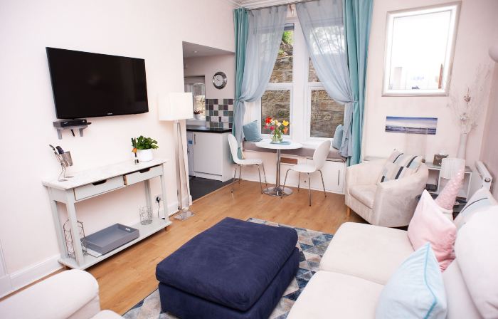 Bees Townhouse- Cupar