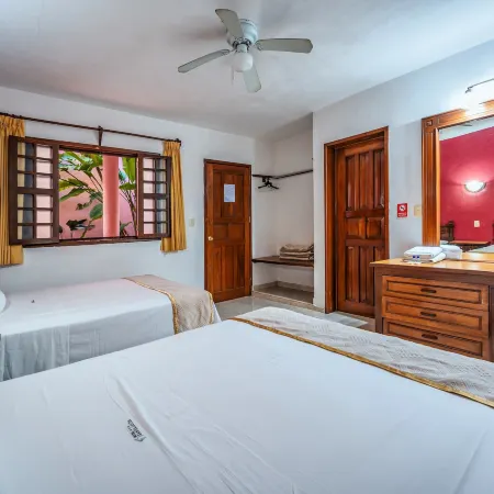 Hotel Santa Lucía Hotels in Merida
