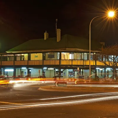 奧朗日都會酒店 鄰近Orange Station的酒店